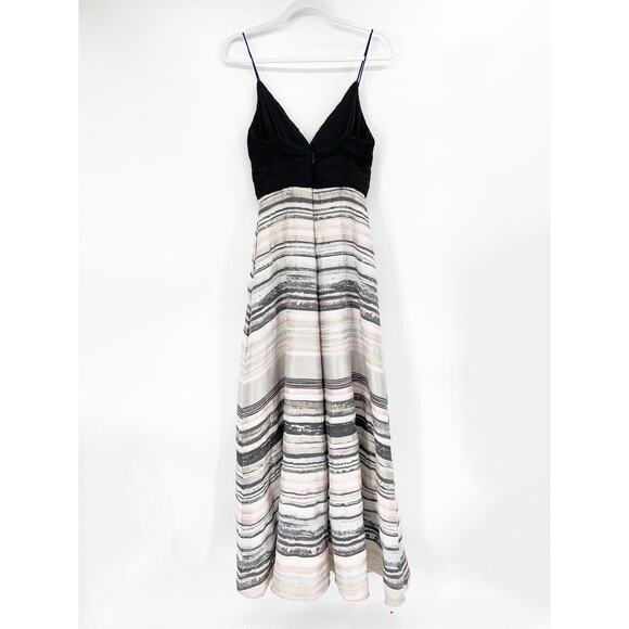 Badgley Mischka Neutral Black Striped Sleeveless V-Neck Hi-Low Gown Size 2 - Picture 7 of 8